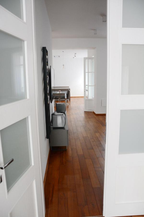 Premium Apartment Near Banska Bystrica Square With Two Big Bedrooms Buitenkant foto